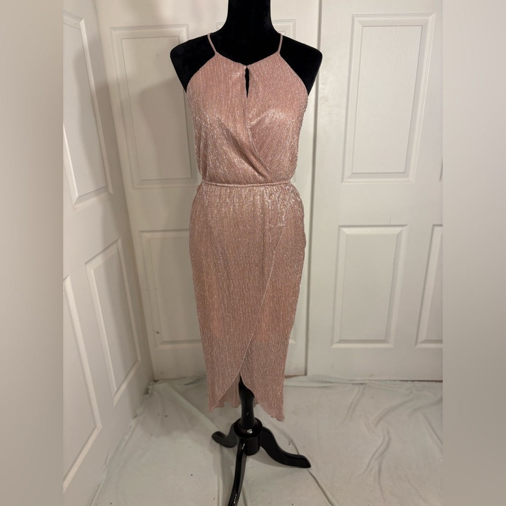 Size medium gold shimmer and sparkle halter style dress. - Picture 3 of 11